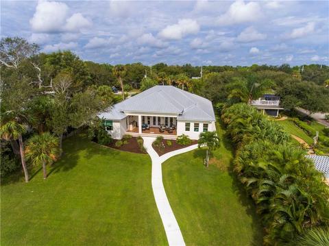 9730 Riverview Dr, Micco, FL 32976 photo 17