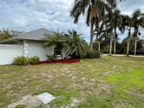 3940 Palm Ave, Micco, FL 32976 photo 12