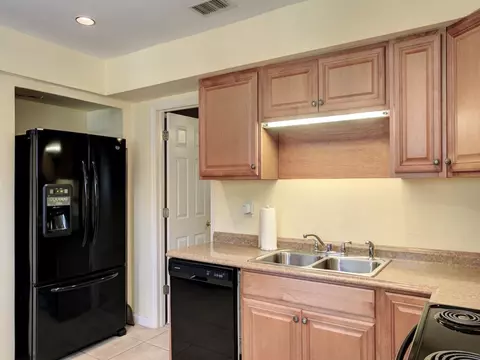 9425 Honeysuckle Dr, Micco, FL 32976 photo 18