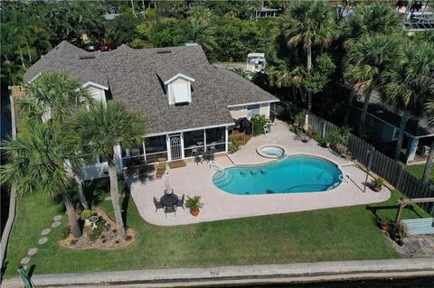 3901 Canal Dr, Micco, FL 32976 photo 3