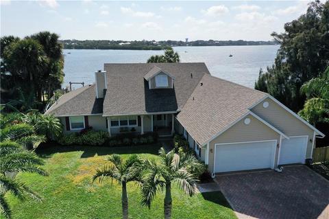 3901 Canal Dr, Micco, FL 32976 photo 1