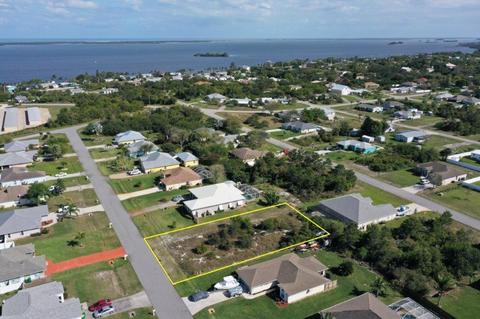 3849 15th St, Micco, FL 32976 photo 1