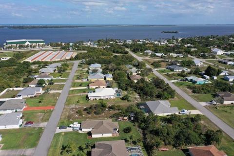 3849 15th St, Micco, FL 32976 photo 8