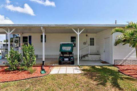 7689 Fox Hunter Cir, Micco, FL 32976 photo 30