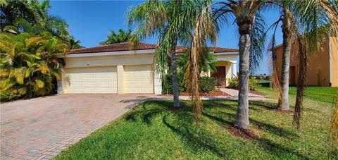 990 Ruby Ave SW, Vero Beach, FL 32968 photo 1