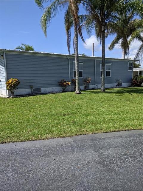 7519 Chasta Rd, Micco, FL 32976 photo 4