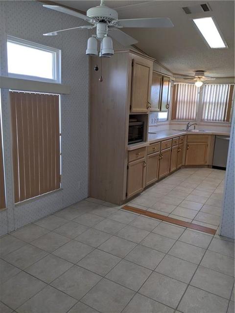 7519 Chasta Rd, Micco, FL 32976 photo 9