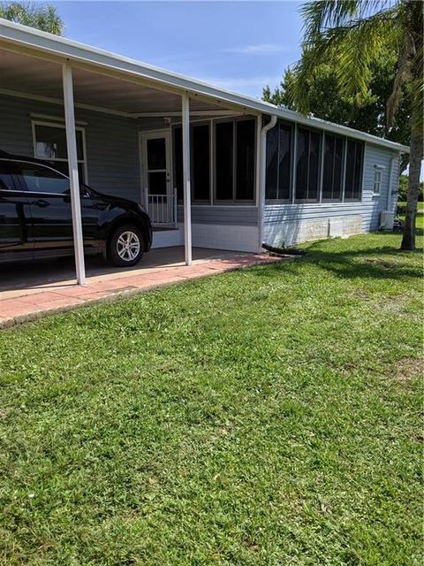 7519 Chasta Rd, Micco, FL 32976 photo 3