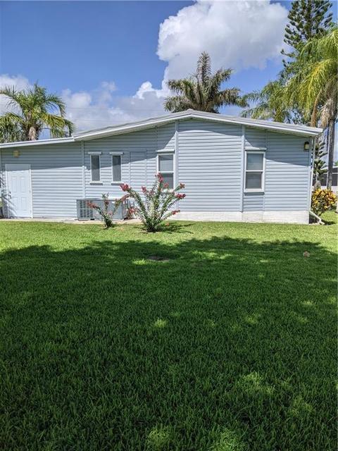 7519 Chasta Rd, Micco, FL 32976 photo 6