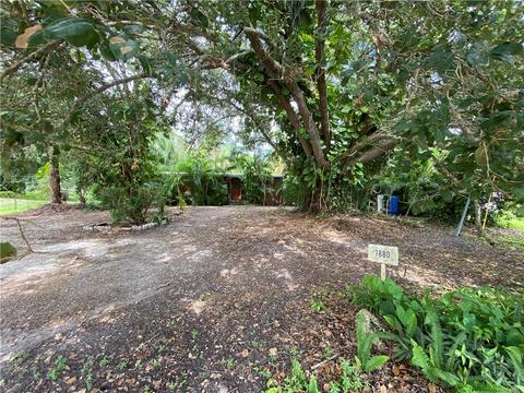 7880 128th Ct, Sebastian, FL 32958 photo 2