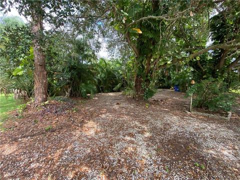 7880 128th Ct, Sebastian, FL 32958 photo 3
