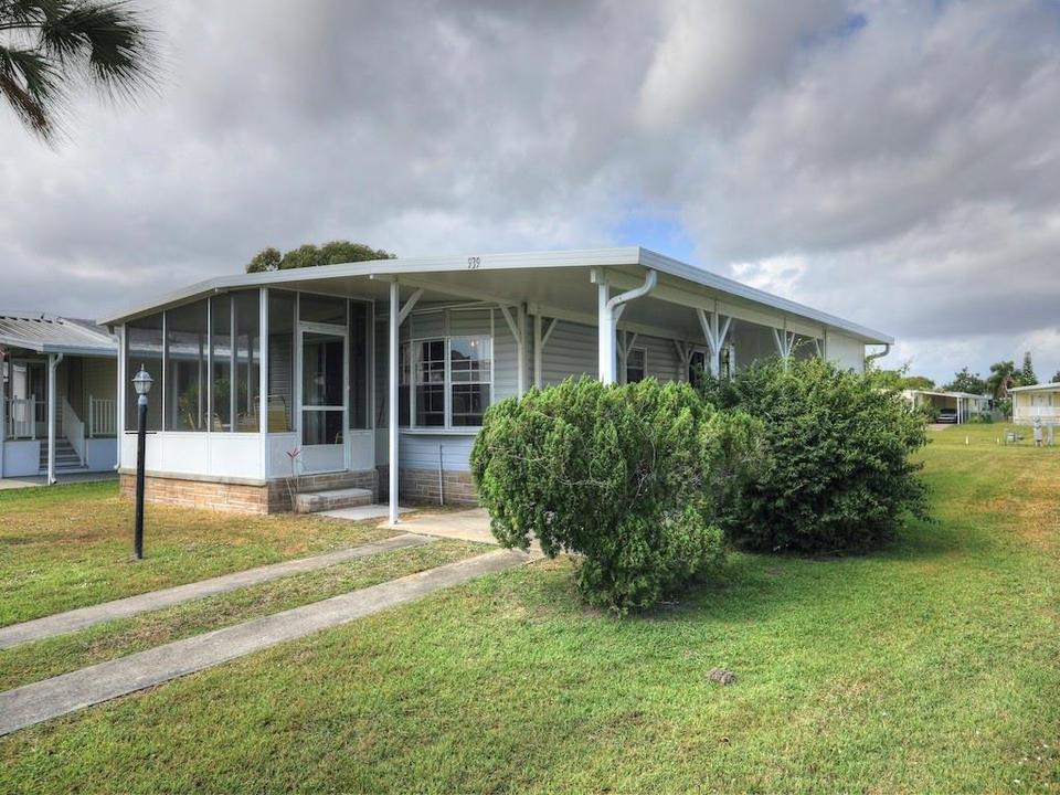 939 Laurel Cir, Barefoot Bay, FL 32976 36 Photos MLS 252313 Movoto