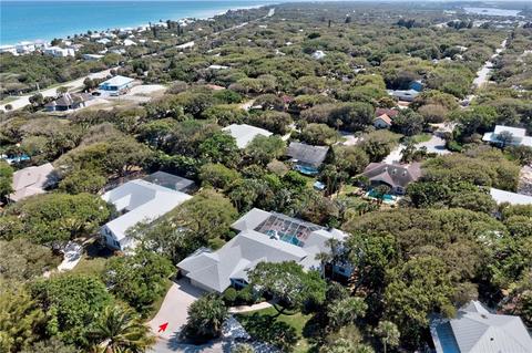 2075 Spring Pl, Vero Beach, FL 32963 photo 4