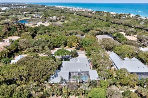 2075 Spring Pl, Vero Beach, FL 32963 photo 2