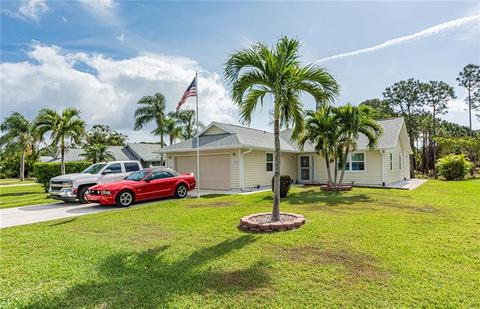 7200 SE Lillian Ct, Stuart, FL 34997 photo 3