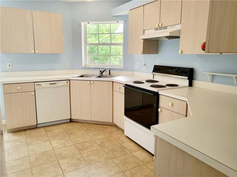 3935 12th St, Micco, FL 32976 photo 10