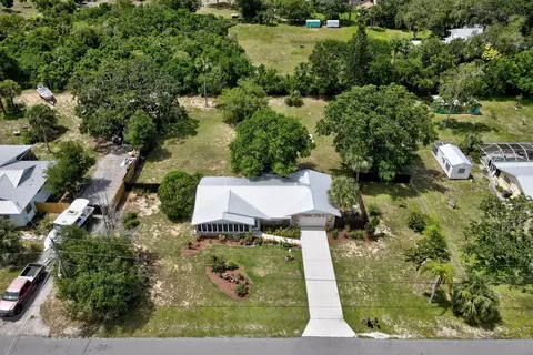 3975 Baldwin Dr, Micco, FL 32976 photo 3