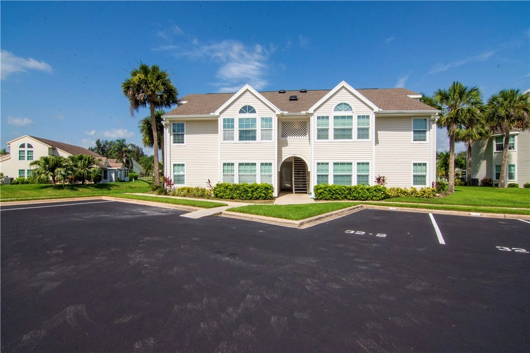 1907 Aynsley Way Unit 32-2  