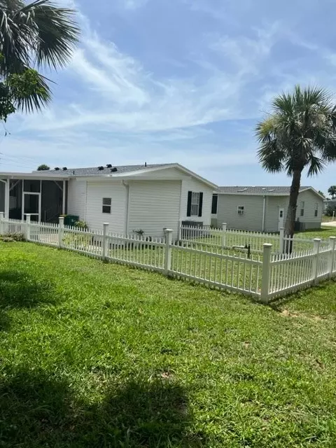 7640 Agawam Rd, Micco, FL 32976 photo 3