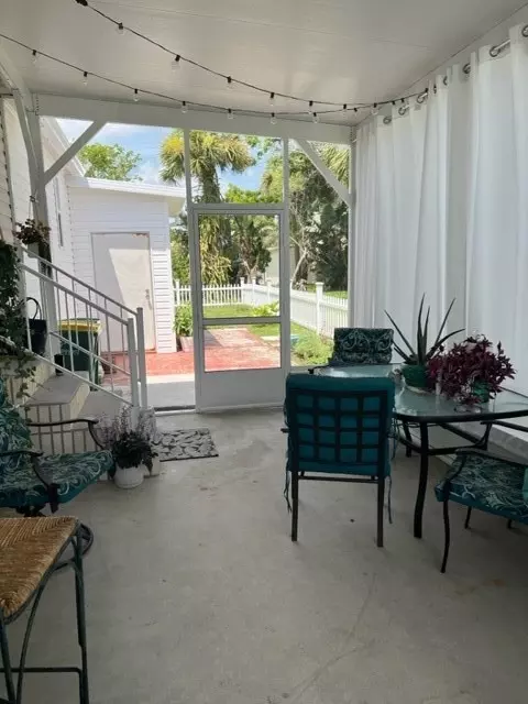 7640 Agawam Rd, Micco, FL 32976 photo 7
