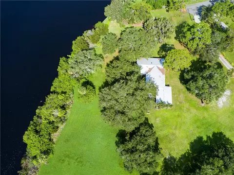 9695 Mockingbird Ln, Micco, FL 32976 photo 2
