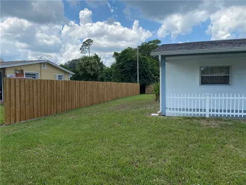 406 Maple St, Sebastian, FL 32958 photo 4