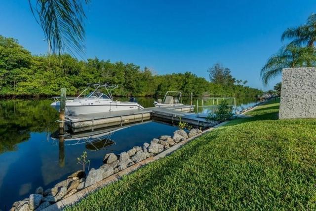 1845 Robalo Dr #101D, Vero Beach, FL 32960 | 14 Photos - Movoto