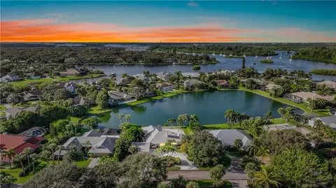 32 Cache Cay Dr, Vero Beach, FL 32963 photo 1
