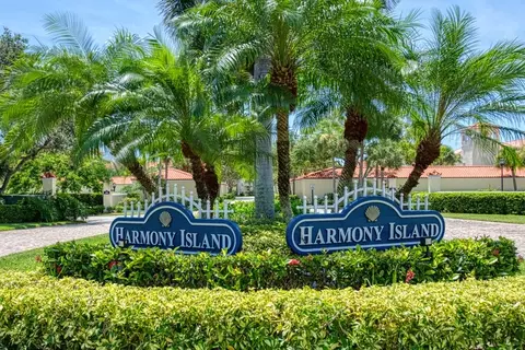 5060 Harmony Cir #307, Vero Beach, FL 32967