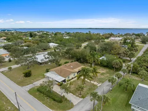 3900 Hickory Dr, Micco, FL 32976 photo 36