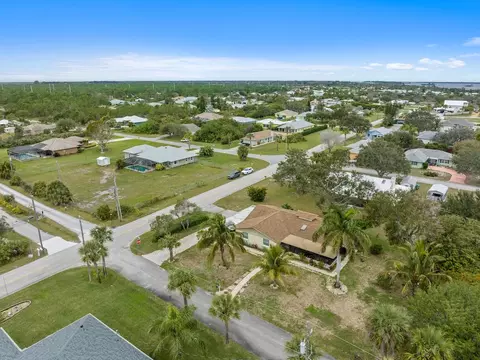 3900 Hickory Dr, Micco, FL 32976 photo 30