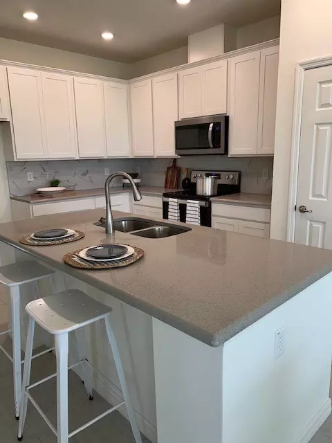 4639 Lago Vista Dr, Micco, FL 32976 photo 8