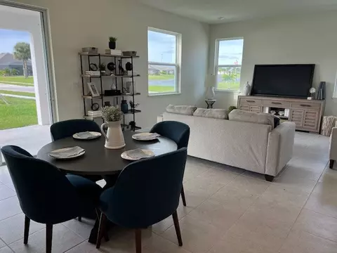 4639 Lago Vista Dr, Micco, FL 32976 photo 7