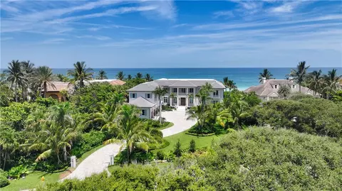 330 N Blue Wave Ln, Vero Beach, FL 32963