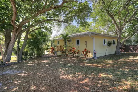 Exterior - 3455 Williams Ave, Grant Valkaria, FL 32950 photo 3 of 9