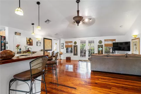 652 NE Stuart St, Jensen Beach, FL 34957 photo 3