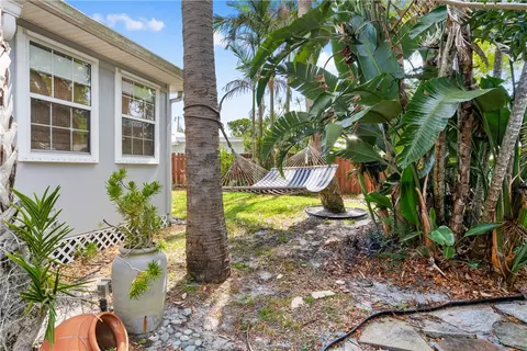 652 NE Stuart St, Jensen Beach, FL 34957 photo 20