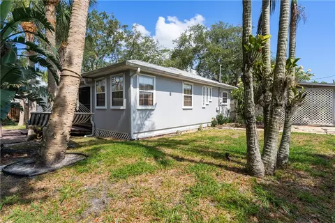652 NE Stuart St, Jensen Beach, FL 34957 photo 23