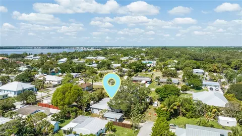 652 NE Stuart St, Jensen Beach, FL 34957 photo 29