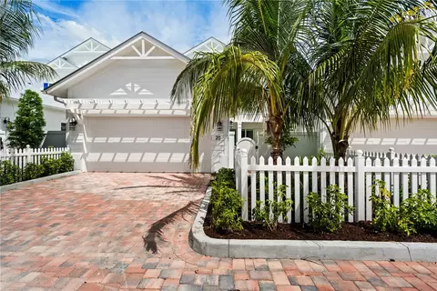 20 Strand Dr, Vero Beach, FL 32963