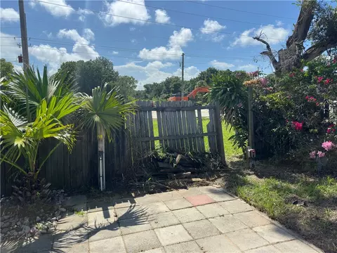 Exterior - 7880 66th Ave, Vero Beach, FL 32967 photo 6 of 6