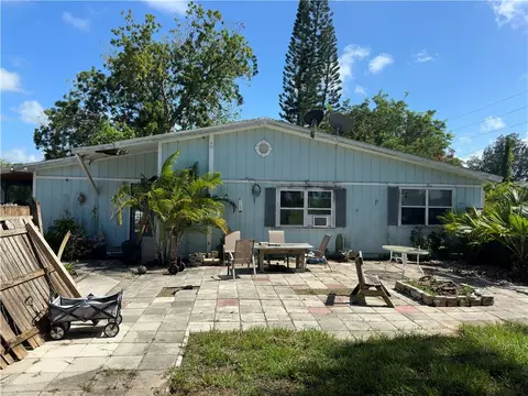 Exterior - 7880 66th Ave, Vero Beach, FL 32967 photo 1 of 6