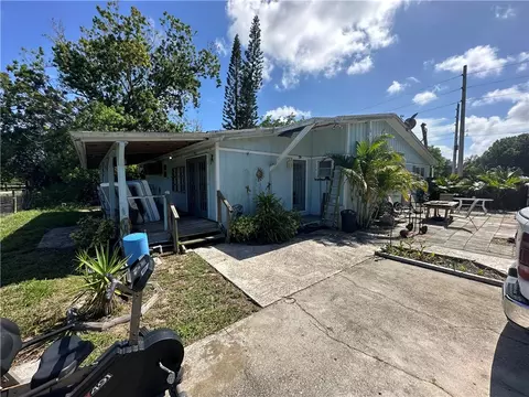 Exterior - 7880 66th Ave, Vero Beach, FL 32967 photo 3 of 6