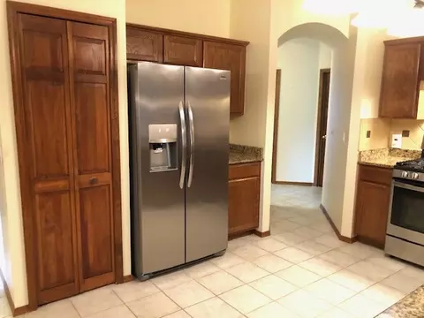 Kitchen - 1752 Sparkling Water Cir, Ocoee, FL 34761 photo 4 of 4