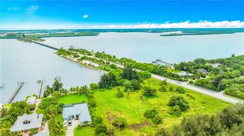 8790 44th Ave, Sebastian, FL 32958