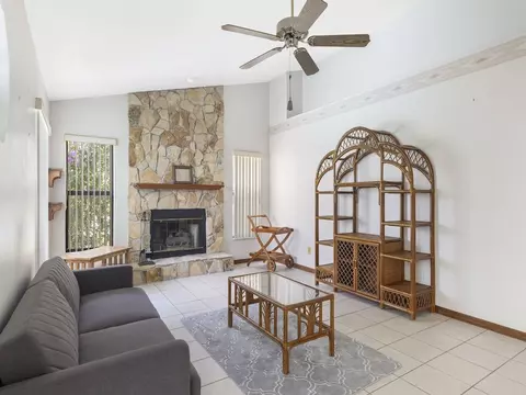 Living - 3373 Lake View Cir, Melbourne, FL 32934 photo 3 of 4