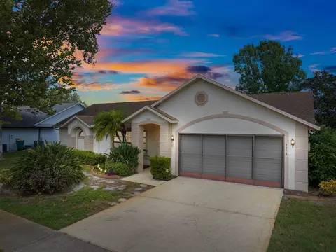 Exterior - 3373 Lake View Cir, Melbourne, FL 32934 photo 2 of 5
