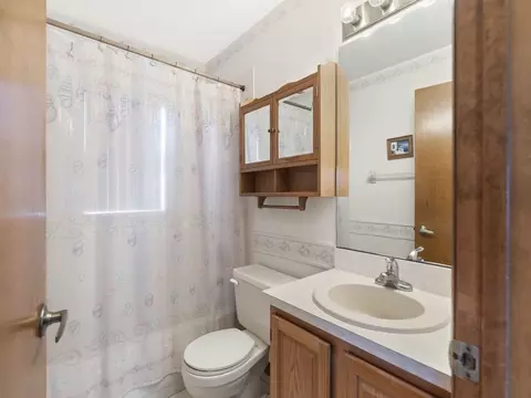 Bath - 3373 Lake View Cir, Melbourne, FL 32934 photo 1 of 3