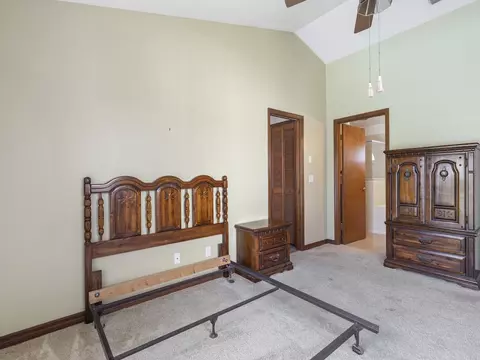 Bedroom - 3373 Lake View Cir, Melbourne, FL 32934 photo 4 of 6
