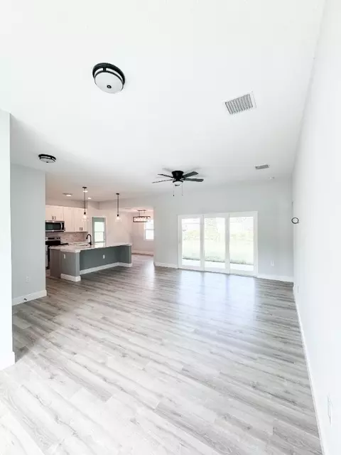 Living - 7930 98th Ave, Vero Beach, FL 32967 photo 2 of 2